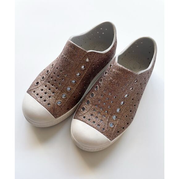 Native Kids Jefferson Bling Glitter Shoes Rose Gold Size 12 Slip On - Picture 1 of 6